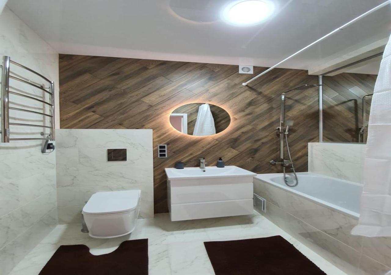 New Lux Apartment 2020 Kharkiv Exterior photo